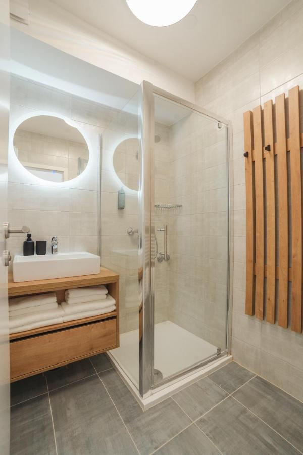 Grkavescak St. Martin'S Apartments מראה חיצוני תמונה